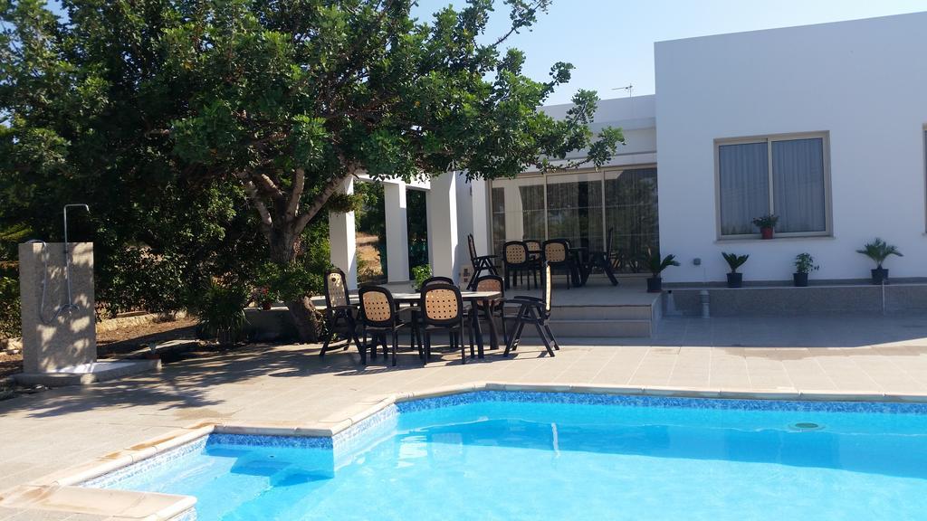Eliofos Luxury Villa Polis Exterior photo