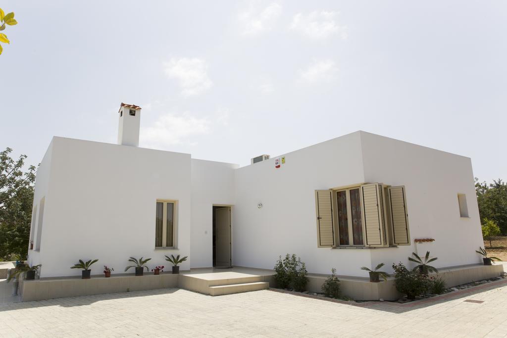 Eliofos Luxury Villa Polis Exterior photo